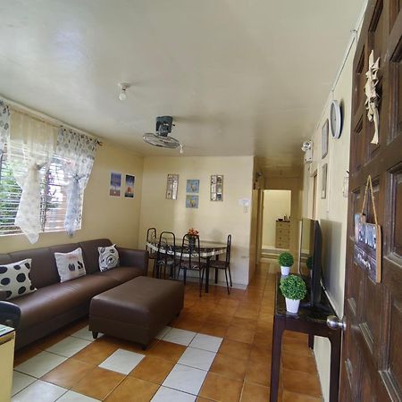 Iloilo Business Park Area Backpackers Place Aircon 2 Exterior photo
